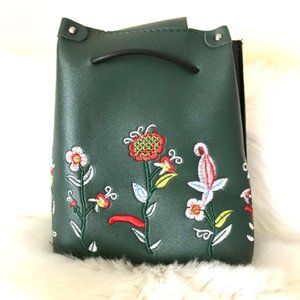 NEW! Green Bag